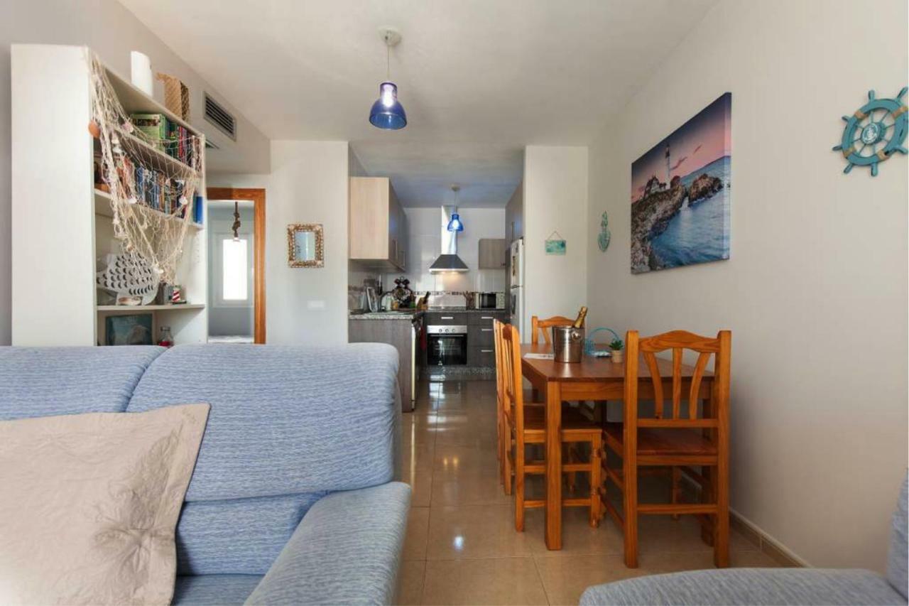Dalias Beach Apartment ภายนอก รูปภาพ